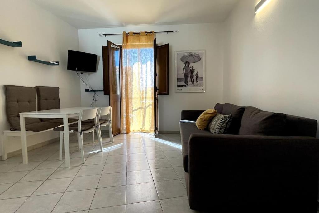 Appartamento “Aqua Clara” Càbras Εξωτερικό φωτογραφία